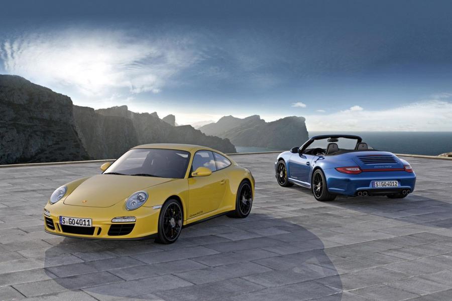  Porsche 911 Carrera 4 GTS Coupe 2011 года  (фото 10 из 10)